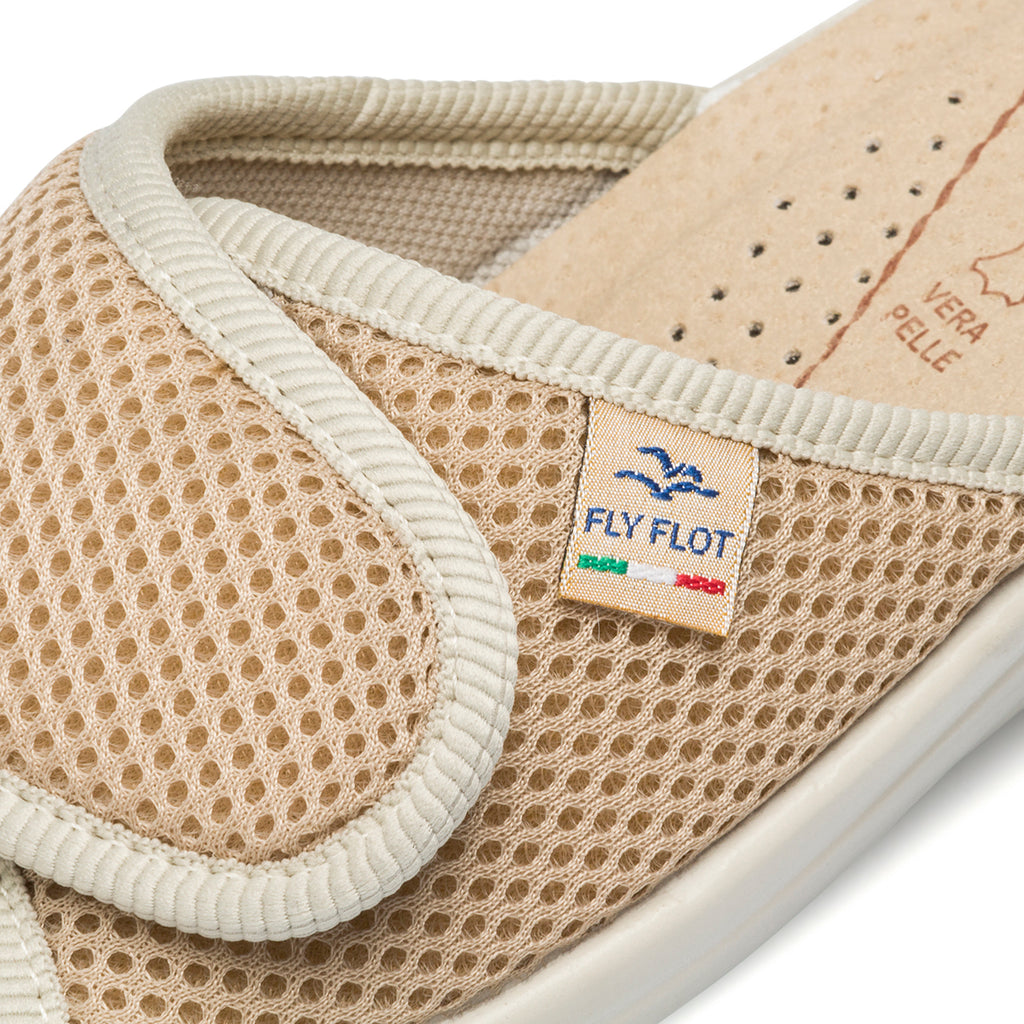 Ciabatte da donna beige in pelle Fly Flot