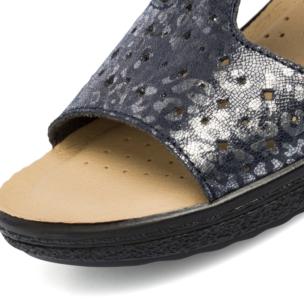 Ciabatte da donna blu in tessuto con stampa animalier Fly Flot