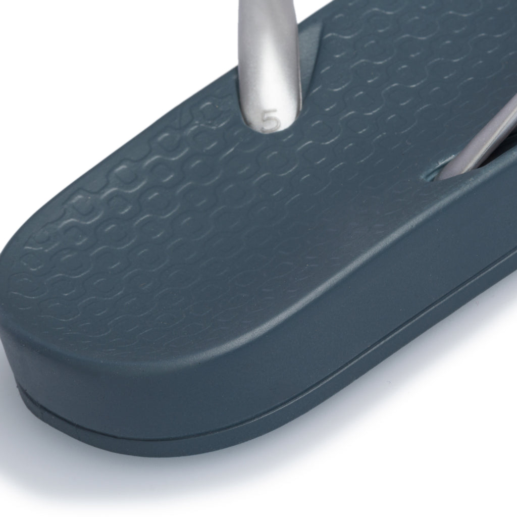 Ciabatte infradito da donna blu e argento Ipanema Tan