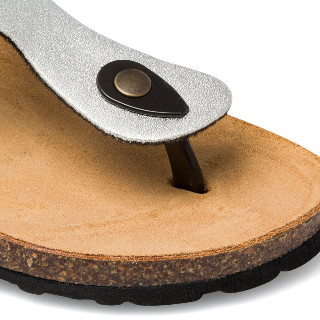 Ciabatte infradito color argento in pelle da donna Italia Trend Zeudi