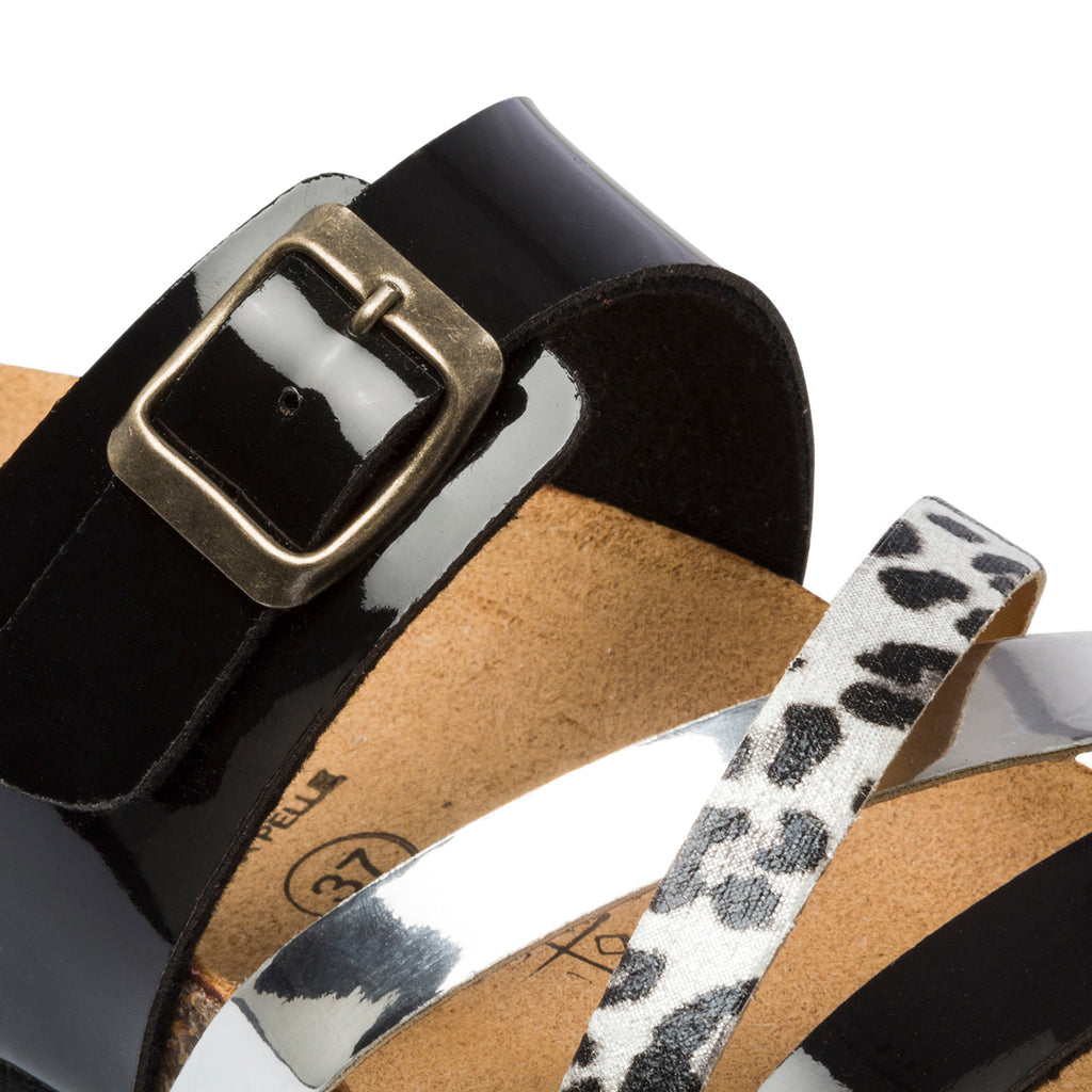 Ciabatte da donna nere con cinturini incrociati Italia Trend Mirka