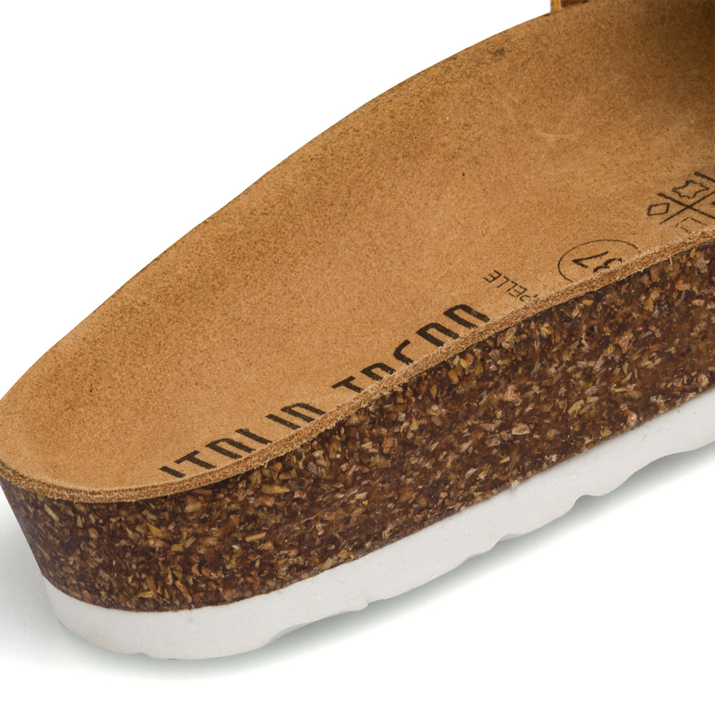 Ciabatte da donna platino con maxi-catena Italia Trend Wendy