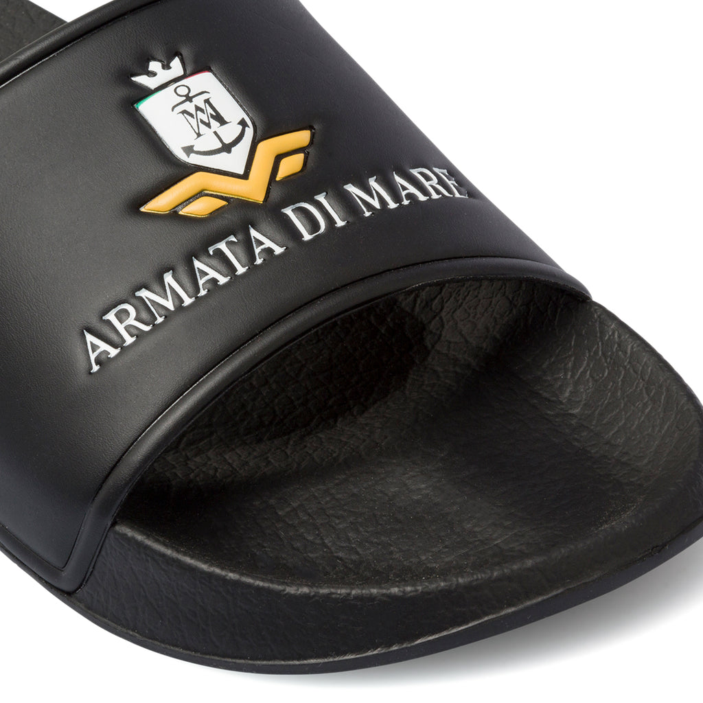 Ciabatte da uomo nere con logo sulla fascia Armata di Mare