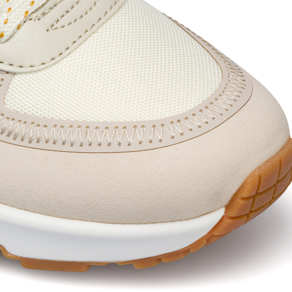 Sneakers off-white da donna con suola ad aria Skechers Uno