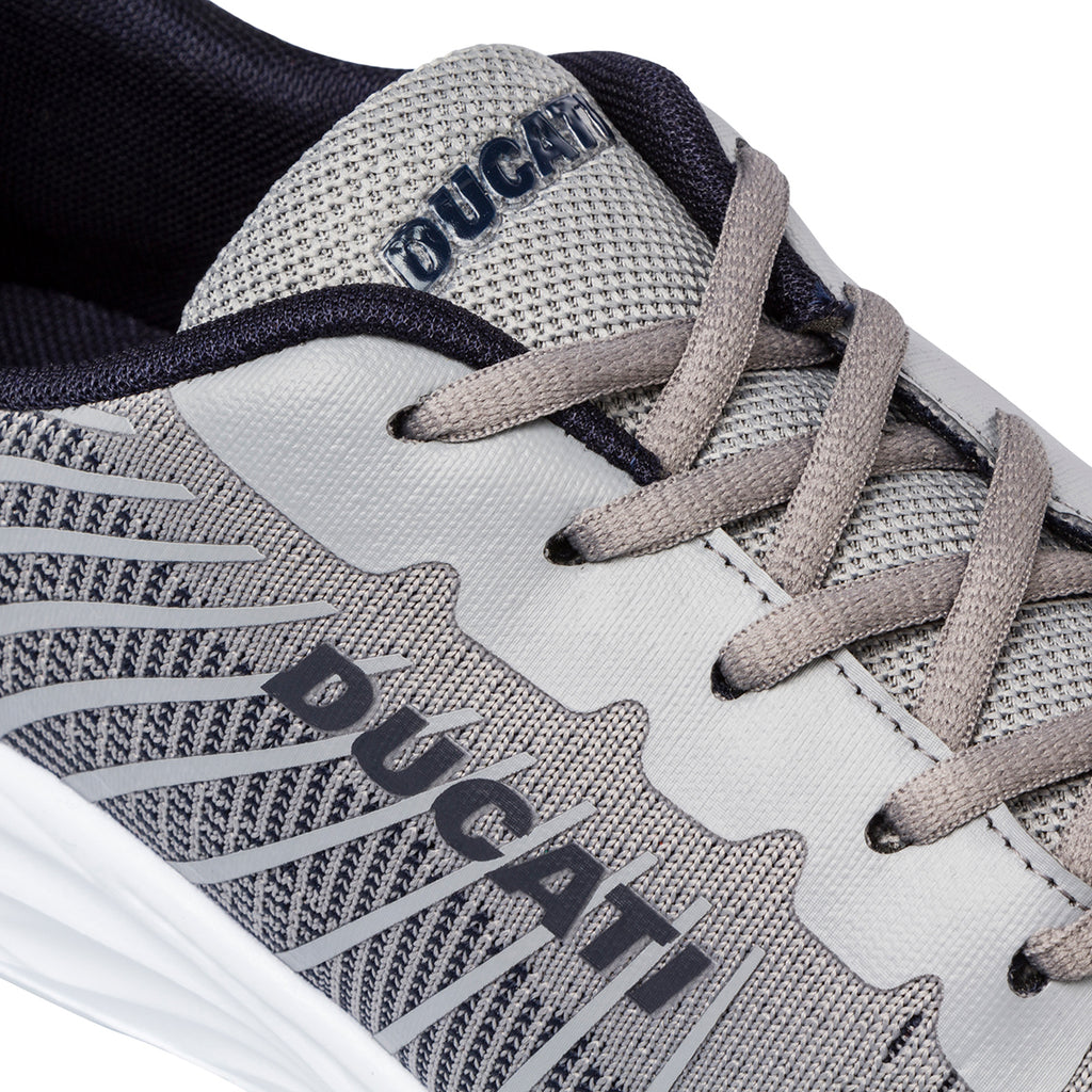 Scarpe sportive grigie da uomo con logo laterale Ducati Radio