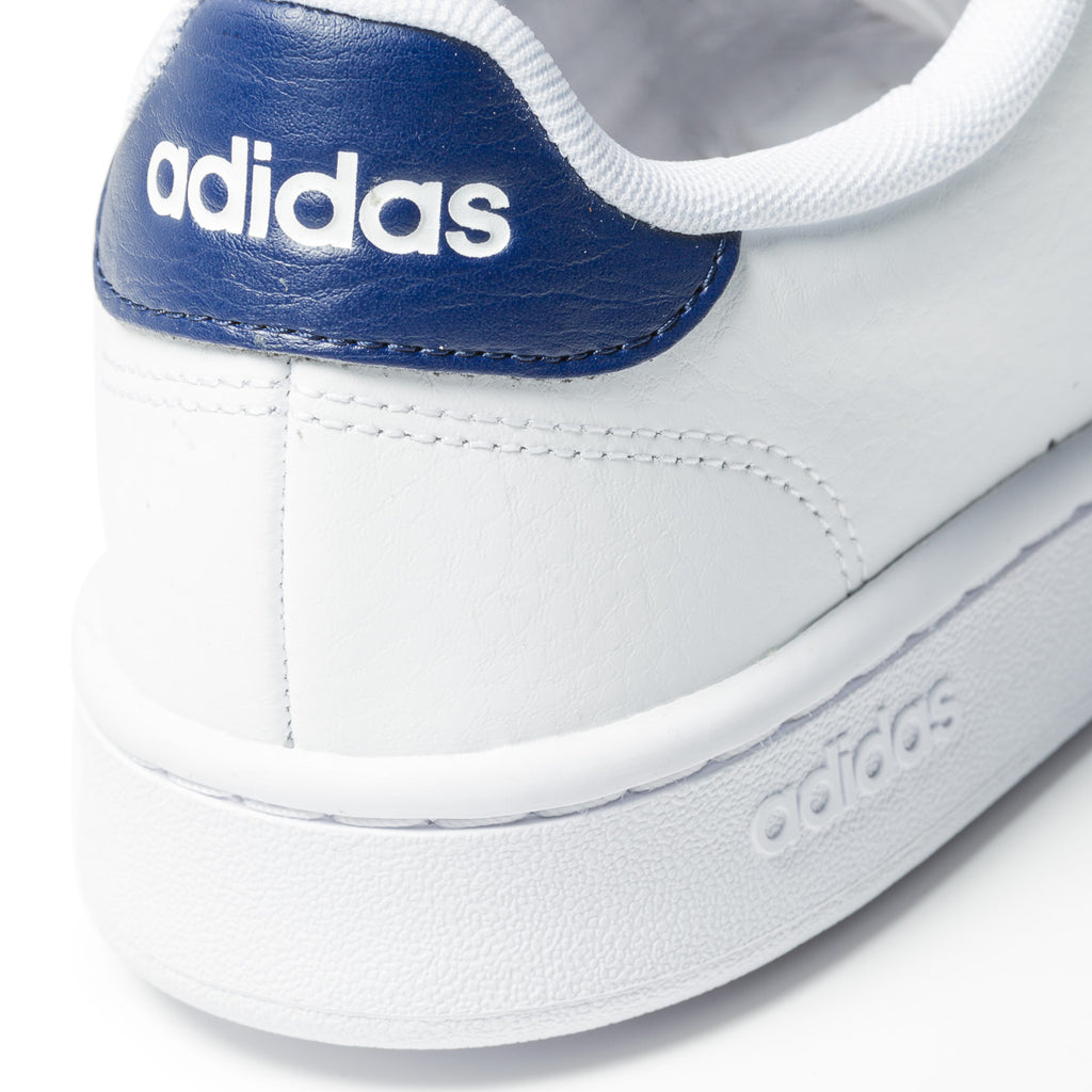Sneakers adidas Advantage