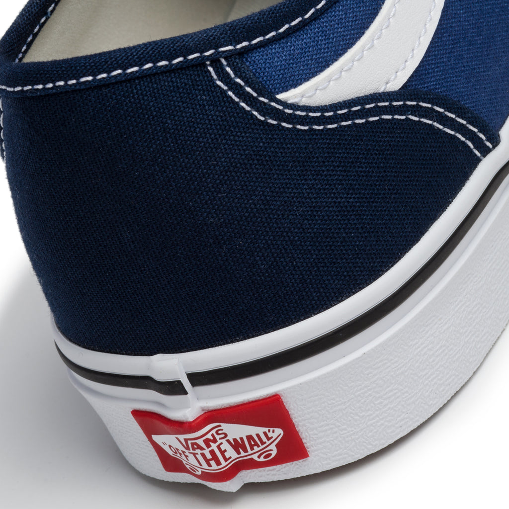 Sneakers blu in tessuto con cuciture a contrasto Vans Filmore Decon