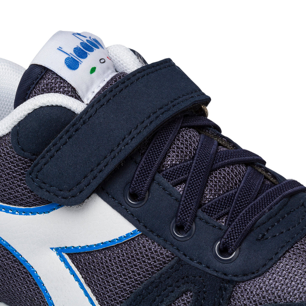 Scarpe da ginnastica blu da bambino con logo laterale a contrasto Diadora Simple Run Ps