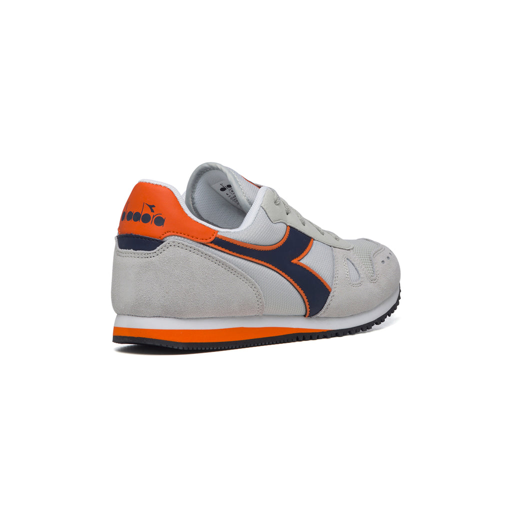 Scarpe da running grigie con logo laterale a contrasto Diadora Simple Run Gs