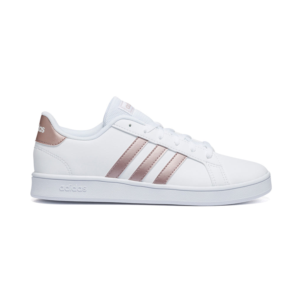 Sneakers bianche con strisce laterali a contrasto adidas Grand Court K