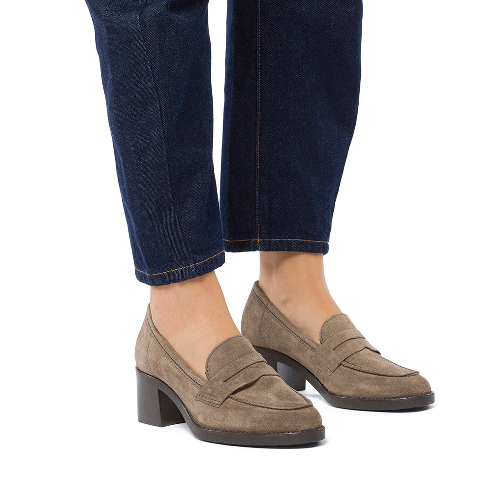 Mocassini marroni in pelle da donna con tacco a blocco 6 cm P Essentiials