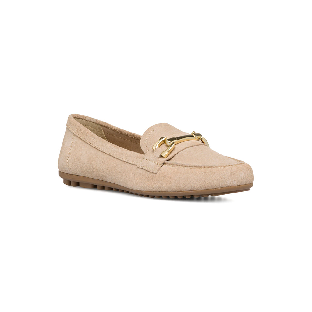 Mocassini beige in pelle scamosciata da donna con morsetto P Essentials