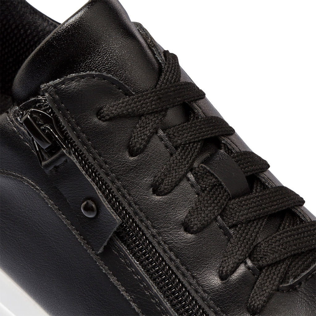 Sneakers nere da donna con zip laterale e suola ad aria Swish Jeans