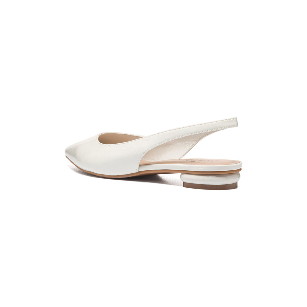 Ballerine slingback bianche effetto vernice Lora Ferres