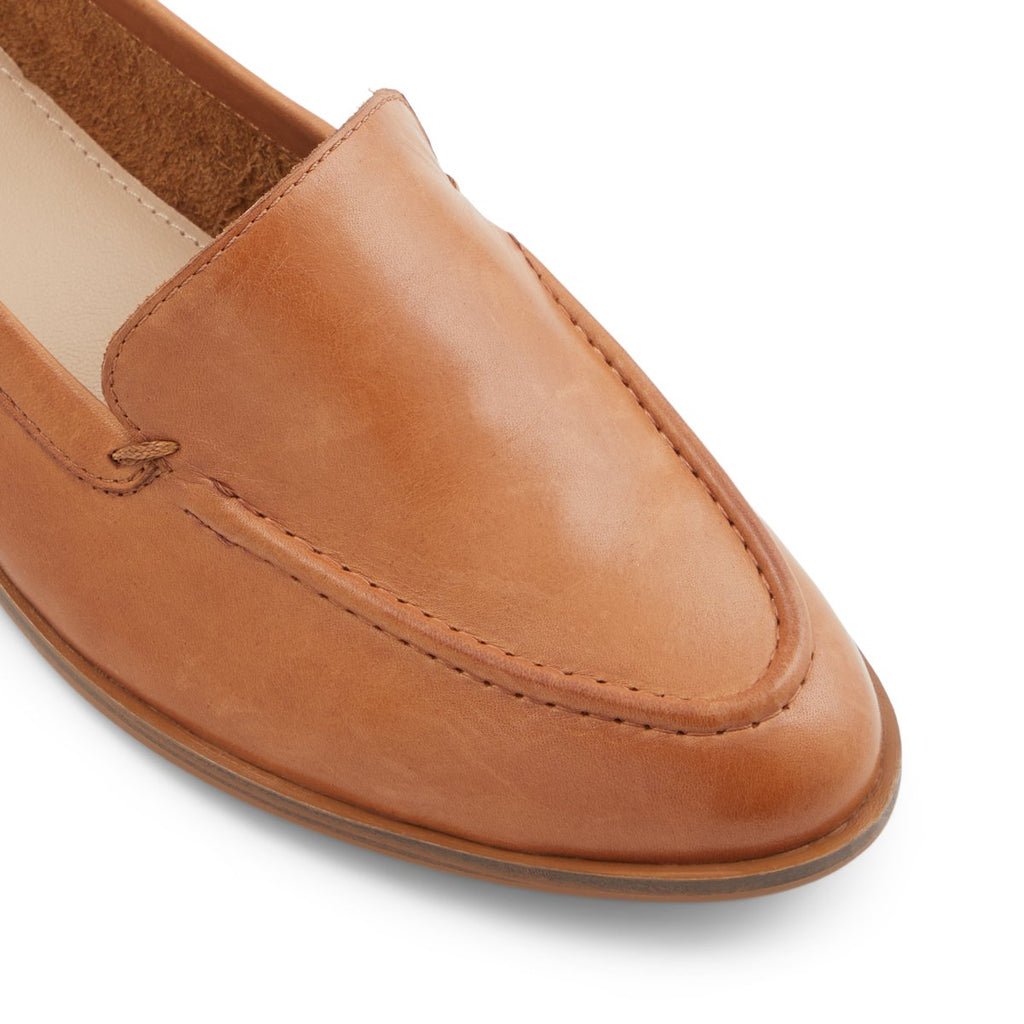 Mocassini color cognac in pelle con tacco 3 cm ALDO Gililiaflex