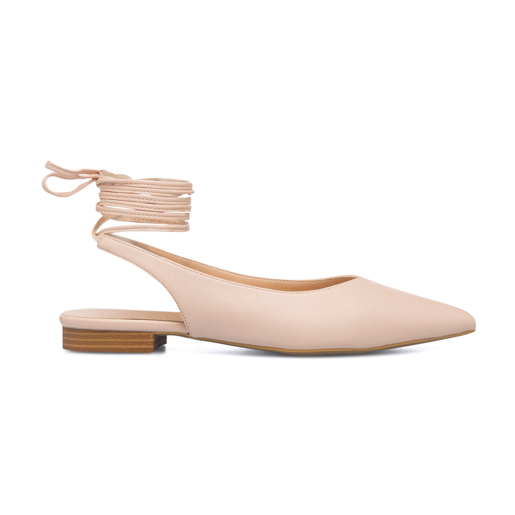 Ballerine slingback alla schiava color nude con laccetti alla caviglia Lora Ferres