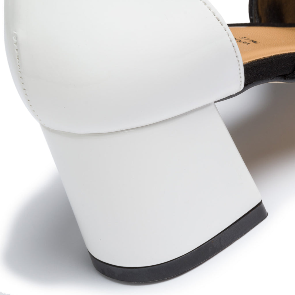 Décolleté nere e bianche in microfibra con tacco 5 cm Lora Ferres
