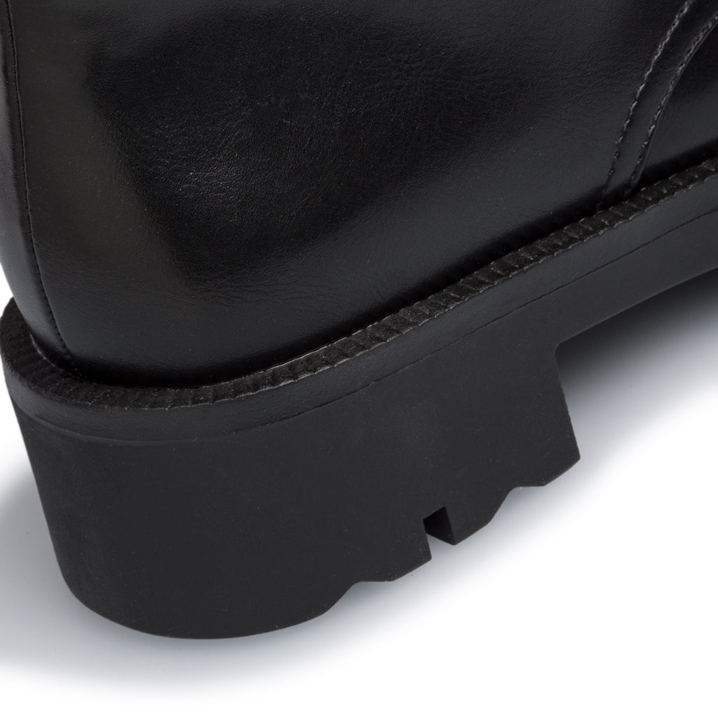 Anfibi neri con zip laterale Lora Ferres