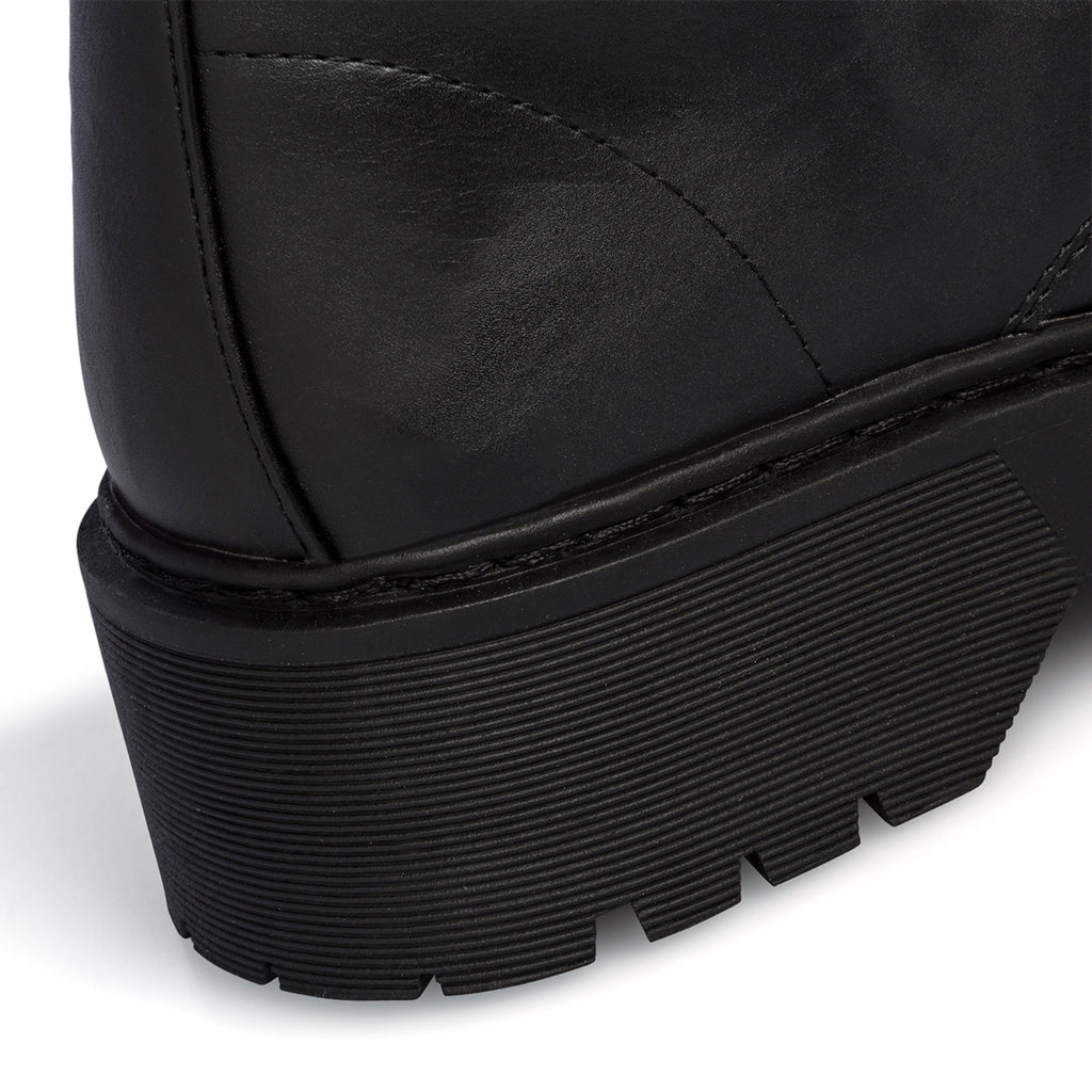 Anfibi neri da donna con suola chunky Lora Ferres